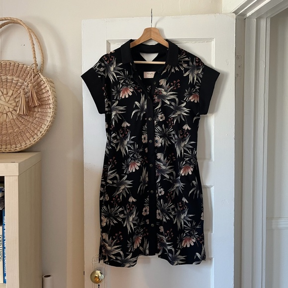 Bodybag by Jude Dark Floral Dress - Size S - Picture 2 of 8